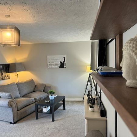 Netflix Home Jacuzzi Gym Fast Wifi Ps5 Free Parking 2 Spaces Hereford Extérieur photo