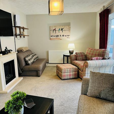 Netflix Home Jacuzzi Gym Fast Wifi Ps5 Free Parking 2 Spaces Hereford Extérieur photo