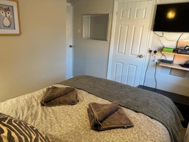 Netflix Home Jacuzzi Gym Fast Wifi Ps5 Free Parking 2 Spaces Hereford Extérieur photo
